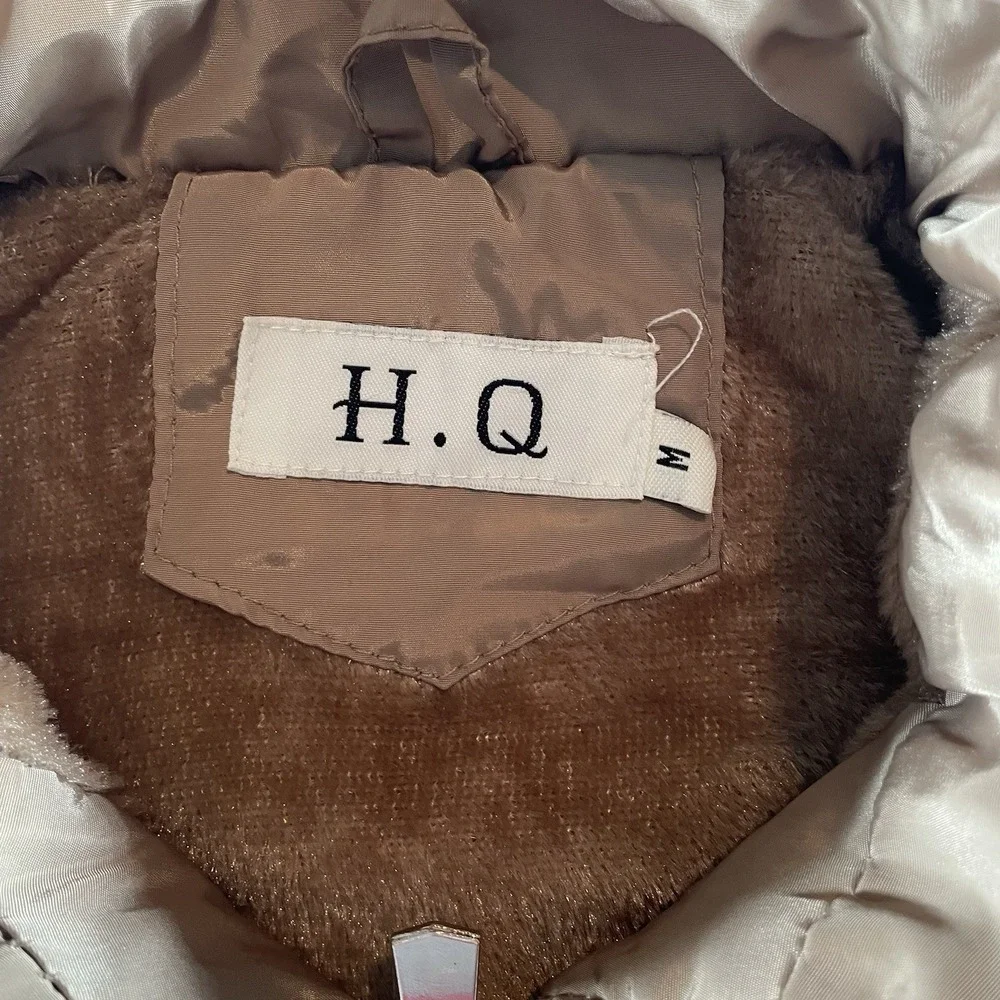 Girls Quilted Puffer Vest Tan/Brown Size‎ Medium Missing Hood H.Q Brand